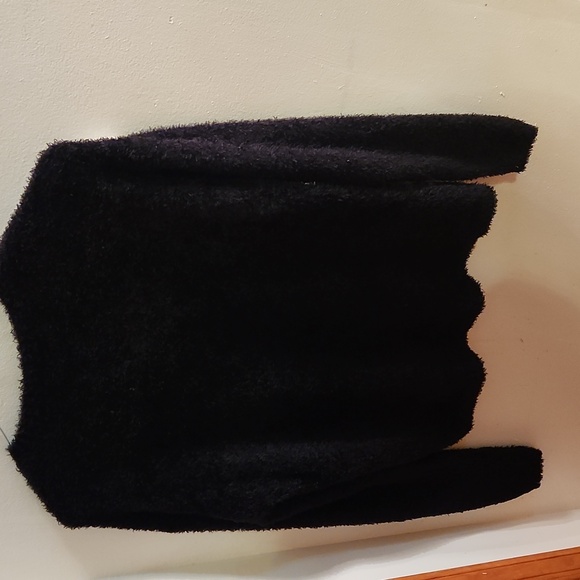 Eric & Lani New, Etcetera Black and White Zebra Sweater - Picture 3 of 4